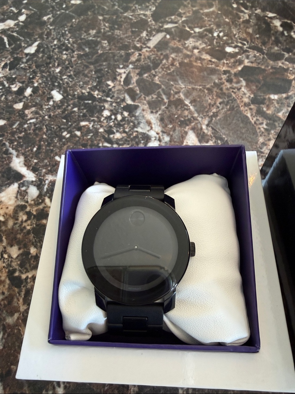 Movado Men's All-Black Minimalist Bracelet Watch